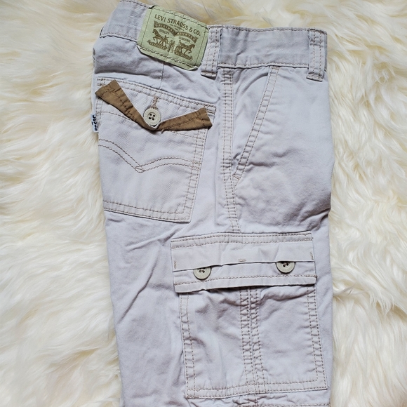 Levi's Cargo Shorts x 2, Size 7 Reg - Picture 2 of 8